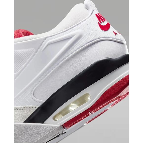 AIR JORDAN 4 Shoes White Fire Red YOUTH SIZE 5 NEW IN BOX FQ7939-102 MSRP $155 - Picture 8 of 10